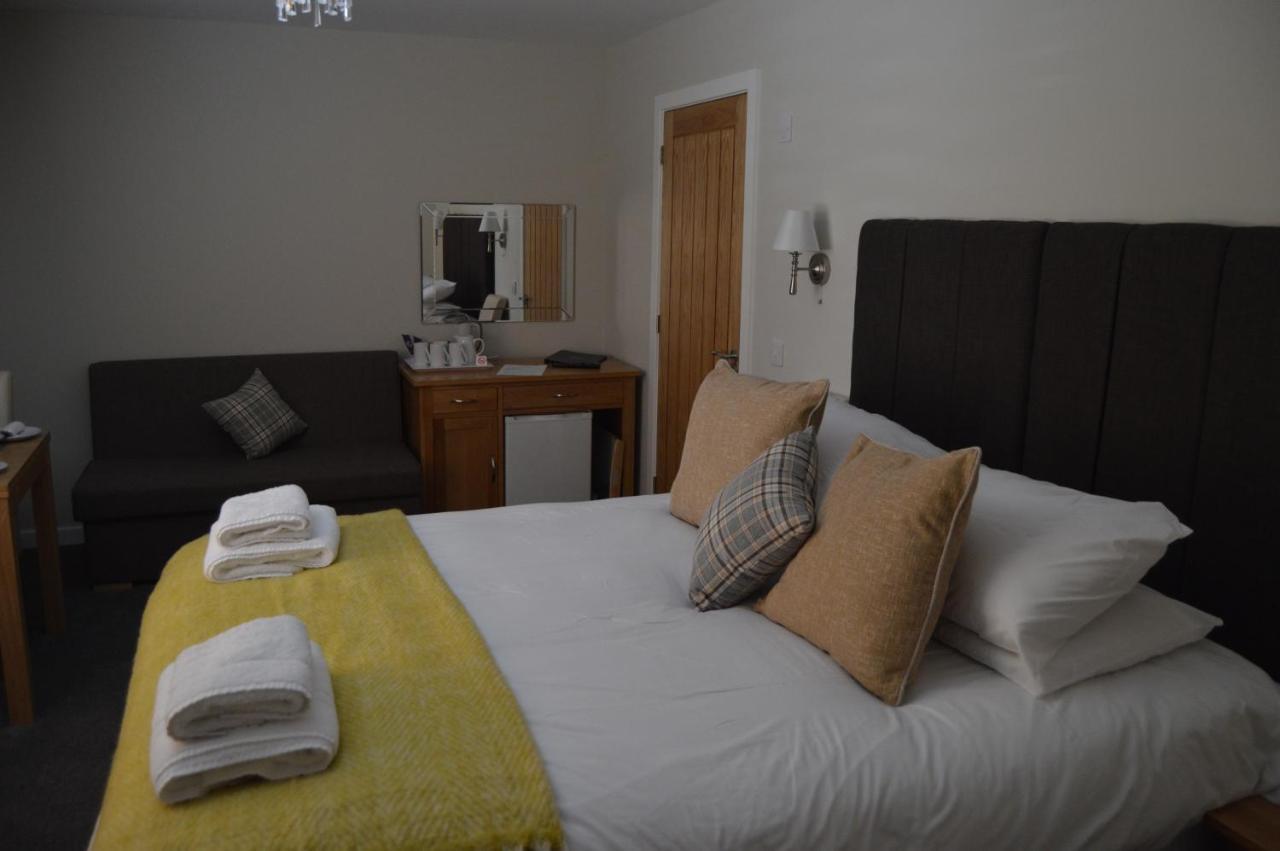 Chambre Double ou Lits Jumeaux - Accessible aux Personnes à Mobilité Réduite
